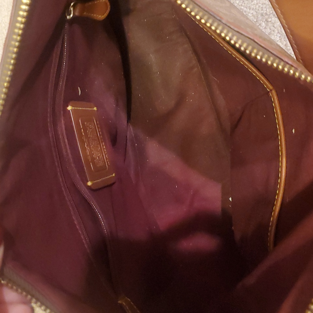 Coach purse - Picture 4 of 5